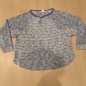 Blue and White Lightweight Patterned Sweater